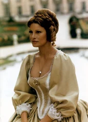 Constance Bonacieux (Raquel Welch)