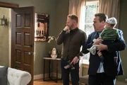 L-R: Mitchell Pritchett (Jesse Tyler Ferguson), Cameron Tucker (Eric Stonestreet)
