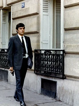 Kommissar Edouard Coleman (Alain Delon) ist bereit, seinen eigenen Freund zu erschie&szlig;en.