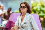 Cherie Lunghi (Jayne Smythe).