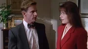 Monica (Roma Downey) hilft Charles (Peter Scolari).