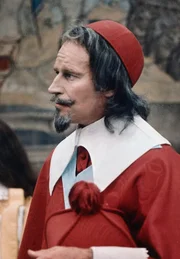 Der b&ouml;se Kardinal Richelieu (Charlton Heston) plant seit Langem, den Monarchen, K&ouml;nig Ludwig XIII.zu st&uuml;rzen und hat f&uuml;r dieses Ziel einen teuflischen Plan ausgeheckt.