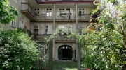 Hof im achten Bezirk des Sp&auml;tbarock.