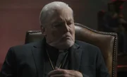 Stacy Keach (Kardinal).