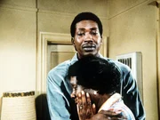 Brian (Glenn Michael Jones, hinten) gesteht seiner Mutter (Beah Richards, vorne), dass er nicht lesen kann.