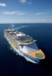 Die Oasis of the Sea - gr&ouml;&szlig;tes Kreuzfahrtschiff der Welt