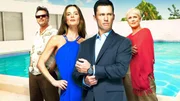 Von links: Sam Axe (Bruce Campbell), Fiona Glenanne (Gabrielle Anwar), Michael Westen (Jeffrey Donovan) und Madeline Westen (Sharon Gless)