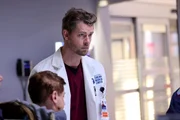 Luke Mitchell as Dr. Mitch Ripley
