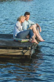 Mack (Sam Worthington) und Nan Philips (Radha Mitchell)