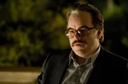 H&auml;lt seinem Freund, Charlie Wilson, den R&uuml;cken frei: Gust Avrakotos (Philip Seymour Hoffman) ...