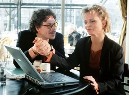 ARD HOCHZEIT ZU VIERT, Deutschland 2001, Regie Heidi Kranz, am Freitag (19.10.01) um 20:15 Uhr und um 02:00 Uhr im Ersten.