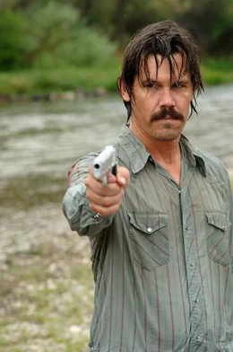 Llewelyn (Josh Brolin) wei&szlig; sich seiner Haut zu wehren.