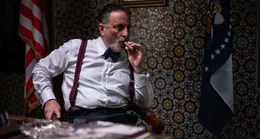 Andy Garcia als Ambassador Earl Williams