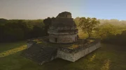 Mit ihrem raffinierten Observatorium konnten die Maya pr&auml;zise kosmische Beobachtungen durchf&uuml;hren.