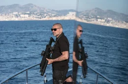Die Yacht des Entf&uuml;hrers wird gut bewacht.