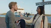 Bis zu ihrer R&uuml;ckkehr im n&auml;chsten Sommer l&auml;sst Malin (Nora Rios) ihren Badeanzug bei Stefan (Johan Marenius Nordahl), der am liebsten auch Malin selbst dabehalten w&uuml;rde.
