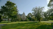Auch in Grafenegg erh&auml;lt man das historische Gartenerbe &ndash; die Schlossherren entschieden sich allerdings f&uuml;r die Revitalisierung des Landschaftsgartens mit Arboretum anstelle des &auml;lteren Barockgartens.
