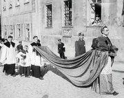 Der Gesandte des Papstes Nuntius Eugenio Pacelli, sp&auml;terer Papst Pius XII., w&auml;hrend einer