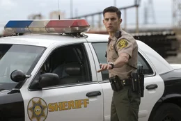Milo Ventimiglia (Eckehart).