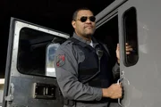 Baines (Laurence Fishburne) zeigt sich bei dem &Uuml;berfall auf den Geldtransport als besonders brutal.