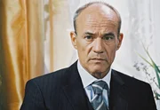 Rechtsanwalt Manfred Zsrnig (Heiner Lauterbach).&copy; MDR/MDR/Conny Klein - honorarfrei - Verwendung gemS&sect; der AGB im engen inhaltlichen, redaktionellen Zusammenhang mit genannter MDR-Sendung bei Nennung "Bild: MDR/MDR/Conny Klein". (S2) Mitteldeutscher Rundfunk, HA Kommunikation, 04360 Leipzig, (0341) 300 6477 oder -6463