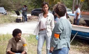 M&eacute;lissa Sainte-Rose (Sonia Rolland, M.), Ga&euml;lle Crivelli (B&eacute;atrice de la Boulaye, r.) und Aur&eacute;lien Charlery (Julien B&eacute;ramis, l.) bilden das Ermittlerteam. Es wird eine weitere Frauenleiche am Strand gefunden.