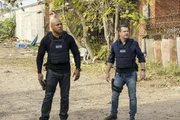 Siege" -- Pictured: LL COOL J (Special Agent Sam Hanna) and Chris O'Donnell (Special Agent G. Callen). Hetty goes rogue, leaving the NCIS team completely in the dark, and the mole kidnaps one of the agents, on NCIS: LOS ANGELES, , Pictured: LL COOL J (Special Agent Sam Hanna) and Chris O'Donnell (Special Agent G. Callen).