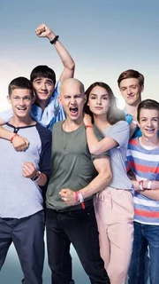 V.l.: Jonas Till Neumann (Damian Hardung), Toni Vogel (Ivo Kortlang), Leo Roland (Tim Oliver Schultz), Emma Wolfshagen (Luise Befort), Alex Breidtbach (Timur Bartels) und Hugo Kr&uuml;ger (Nick Julius Schuck)