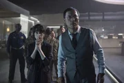 Dr. Vivienne Graham (Sally Hawkins, l.); Dr. Ishiro Serizawa (Ken Watanabe, r.)