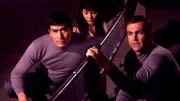 Tiger Tanaka (Tetsuro Tamba, l.), Kissy Suzuki (Mie Hama), James Bond (Sean Connery)