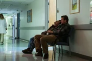 Ersch&ouml;pft im Krankenhaus, l-r: Casey Affleck als Matt Teague, Jason Segel als Dane Faucheux