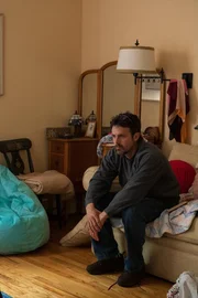 Casey Affleck (Matt Teague).