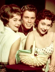 Peter Kraus (Peter), Conny Froboess (Conny), Polly Geerts (Vera).