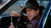 BR Fernsehen ASSO - EIN HIMMLISCHER SPIELER, "ASSO", am Freitag (17.04.26) um 23:45 Uhr. Der verblichene Asso (Adriano Celentano) wird vom Himmel beauftragt, f&uuml;r seine Witwe einen neuen Mann zu finden. (Lizenzende 31.08.2029). Weiteres Bildmaterial finden Sie unter www.br-foto.de.