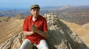 Der Star-Kabarettist und Schauspieler Josef Hader in der W&uuml;ste Sinai.