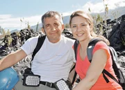 SF unterwegs - La R&eacute;union Roby Soriano mit Moderatorin Wasiliki Goutziomitros