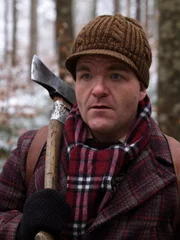 Cornelius Obonya (Ferdinand).