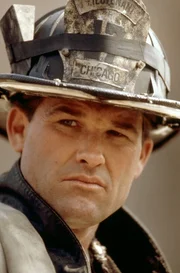 Kurt Russell as Lieutenant Stephen "Bull" McCaffrey