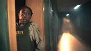 Tabby (Nikki Amuka-Bird) ist in gro&szlig;er Gefahr: Gef&auml;hrliche Kriminelle haben sich einen Weg ins Innere der Polizeistation verschafft.