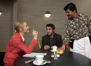 V.l.: Stephanie Japp (Verena Probst), Beat Marti (Adrian Furrer), Anton Ponrajah (Tami).; B&uuml;rgerb&uuml;ro Enver Berisha Folge 7 Kleine Pause: V.l.: Stephanie Japp (Verena Probst), Beat Marti (Adrian Furrer), Anton Ponrajah (Tami).