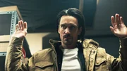 Der Eindringling Carter (Philipp Christopher) wurde erwischt, als er in der Asservatenkammer nach etwas suchte.