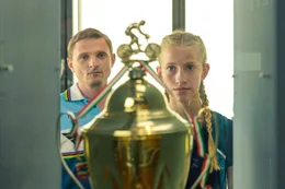 Radsport bedeutet f&uuml;r Madison (Felice Ahrens) einfach alles! Sie setzt alles daran, ihrem coolen und erfolgreichen Vater und Radsport-Profi (Florian Lukas) nachzueifern.