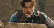 Entdecker Rick O'Connell (Brendan Fraser) ist gemeinsam mit seiner Frau Evelyn nach Shanghai gereist, um den wertvollen Diamanten "das Auge des Shangi-La" zu &uuml;berf&uuml;hren.