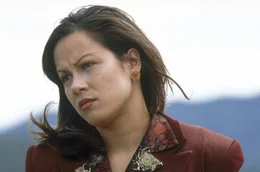 Jane Logan (Shannon Lee) ist mit ihrem Leben unzufrieden. Da kommt ihr das Auftauchen eines Kleinganoven gerade recht ...
