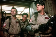 Bill Murray, li. (Dr. Peter Venkman), Harold Ramis (Dr. Egon Spengler), Dan Ackroyd, re. (Dr. Raymond Stantz)Bill Murray, li. (Dr. Peter Venkman), Harold Ramis (Dr. Egon Spengler), Dan Ackroyd, re. (Dr. Raymond Stantz)