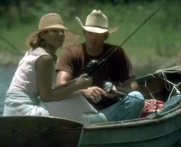 L-R: Birdee Pruitt (Sandra Bullock) und Justin Matisse (Harry Connick Jr.)
