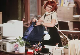 Janine Melnitz (Annie Potts) arbeitet wieder als Sekret&auml;rin in der Geisterj&auml;ger-Agentur.
