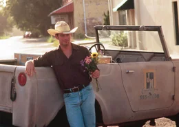 Harry Connick Jr. als Justin Matisse
