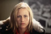 Frankie Paige (Patricia Arquette)
