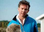 Sture Bjorkland (Steven Pacey) ist nicht sehr auskunftsfreudig.